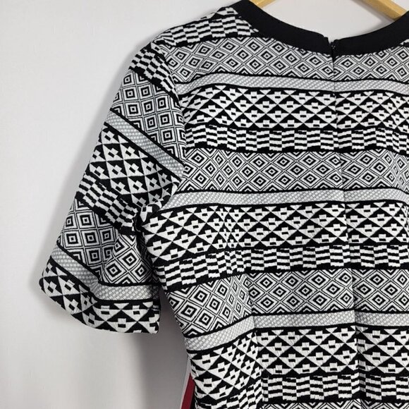 ELOQUII Women's Patterned Sweater/Quilted Stretchy Dress With Stripe Sides Sz 14 - Picture 7 of 13